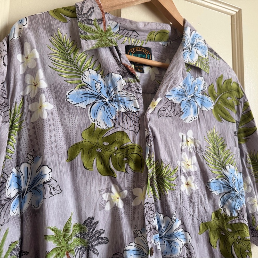 Hawaiian Reserve Collection shirt - Picture 2 of 4